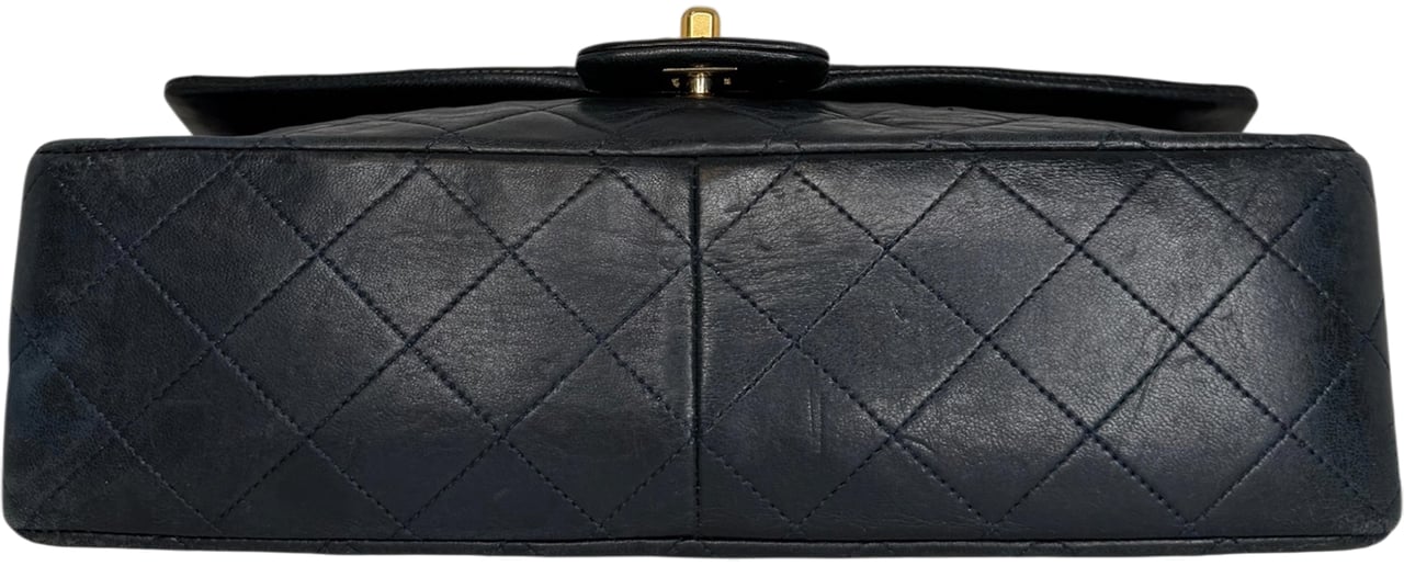 Chanel Classic Single Flap Medium Navy Lammleder / gut Blauw