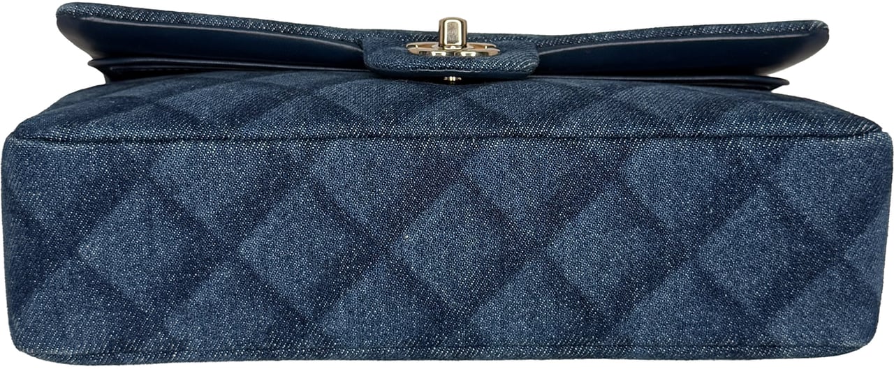 Chanel Timeless Double Flapbag Medium Denim blau 2022 Fullset / neuwertig Blauw