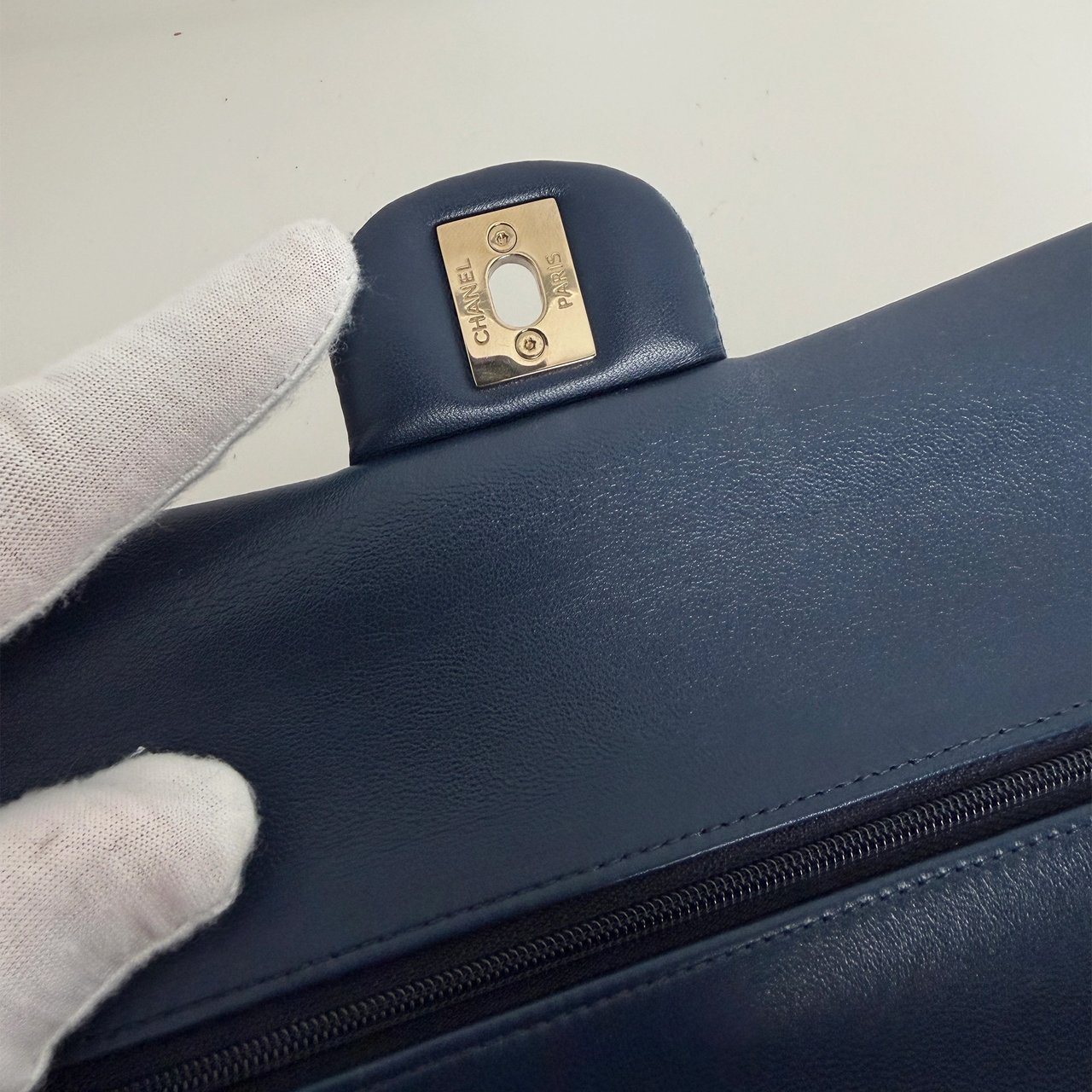 Chanel Timeless Double Flapbag Medium Denim blau 2022 Fullset / neuwertig Blauw