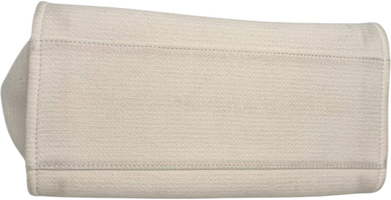 Chanel Deauville mittelgroße Tasche beige silberne Hardware 2022 Beige