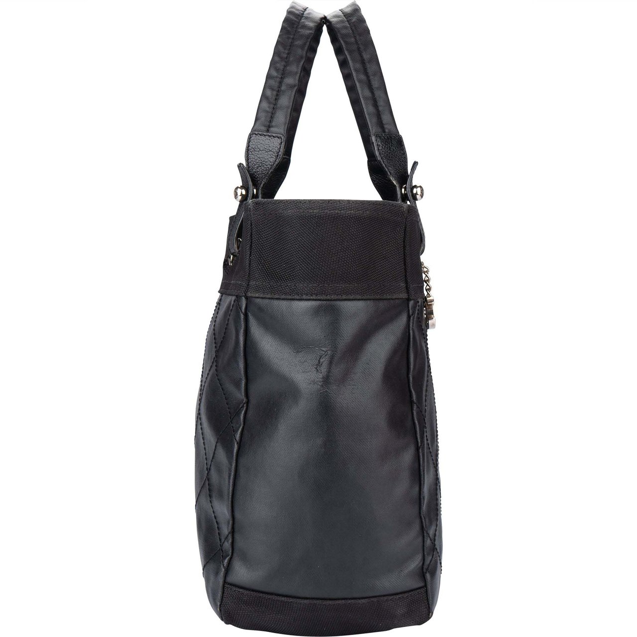 Chanel Chanel Noir Biarritz MM Stitching Handbag Divers