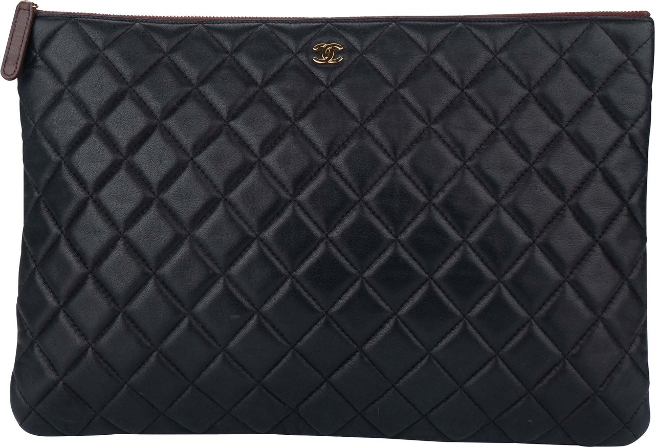 Chanel Chanel Quilted Lambskin CC Clutch Divers