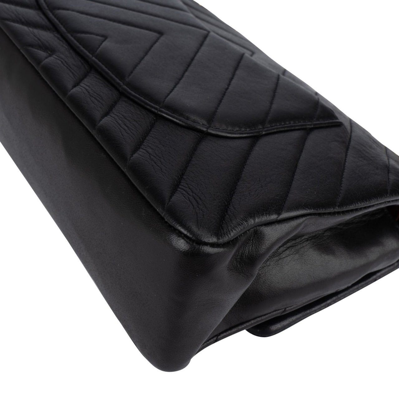 Chanel Chanel Quilted Lambskin Chevron Medium 24K Gold Double Flap Shoulder Bag Zwart