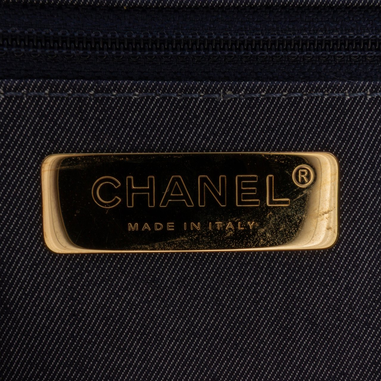 Chanel Crumpled Calfskin En Vogue Rope Satchel Wit