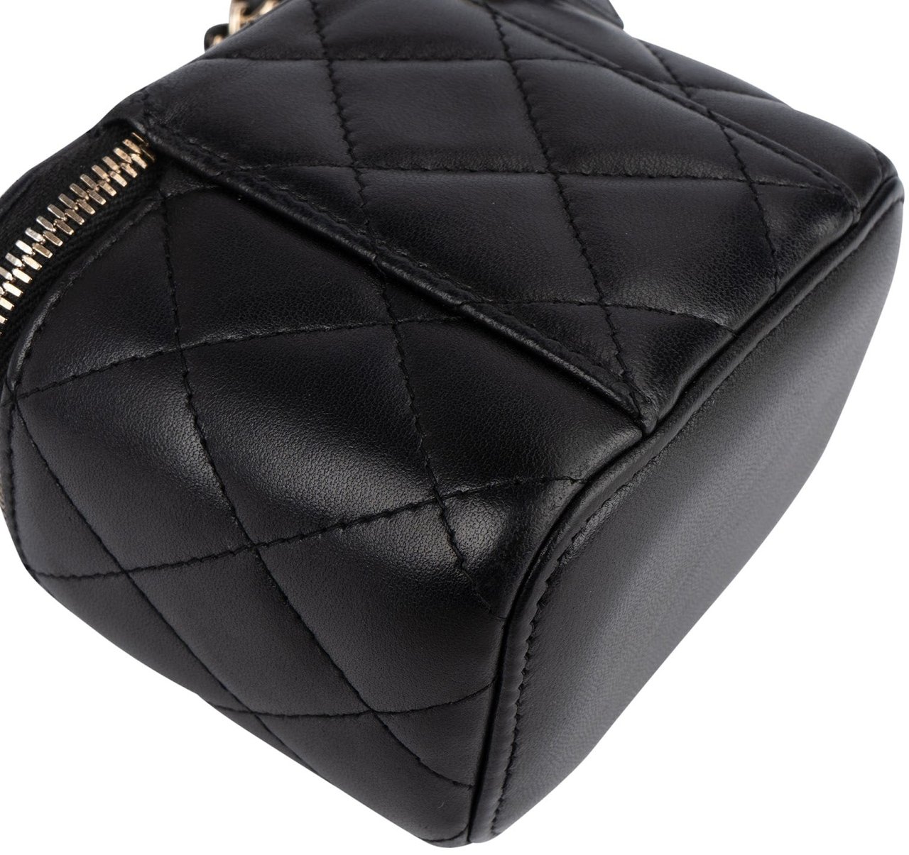 Chanel Chanel Quilted Lambskin Mini Vanity Chain Crossbody Bag Zwart