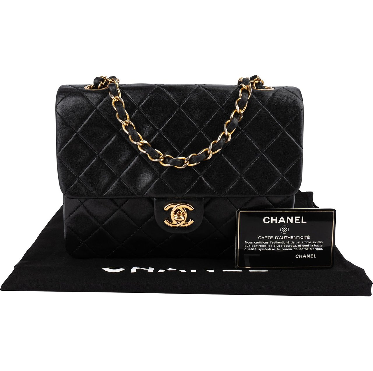 Chanel Chanel Quilted Lambskin 24K Gold Single Flap Crossbody Bag Zwart