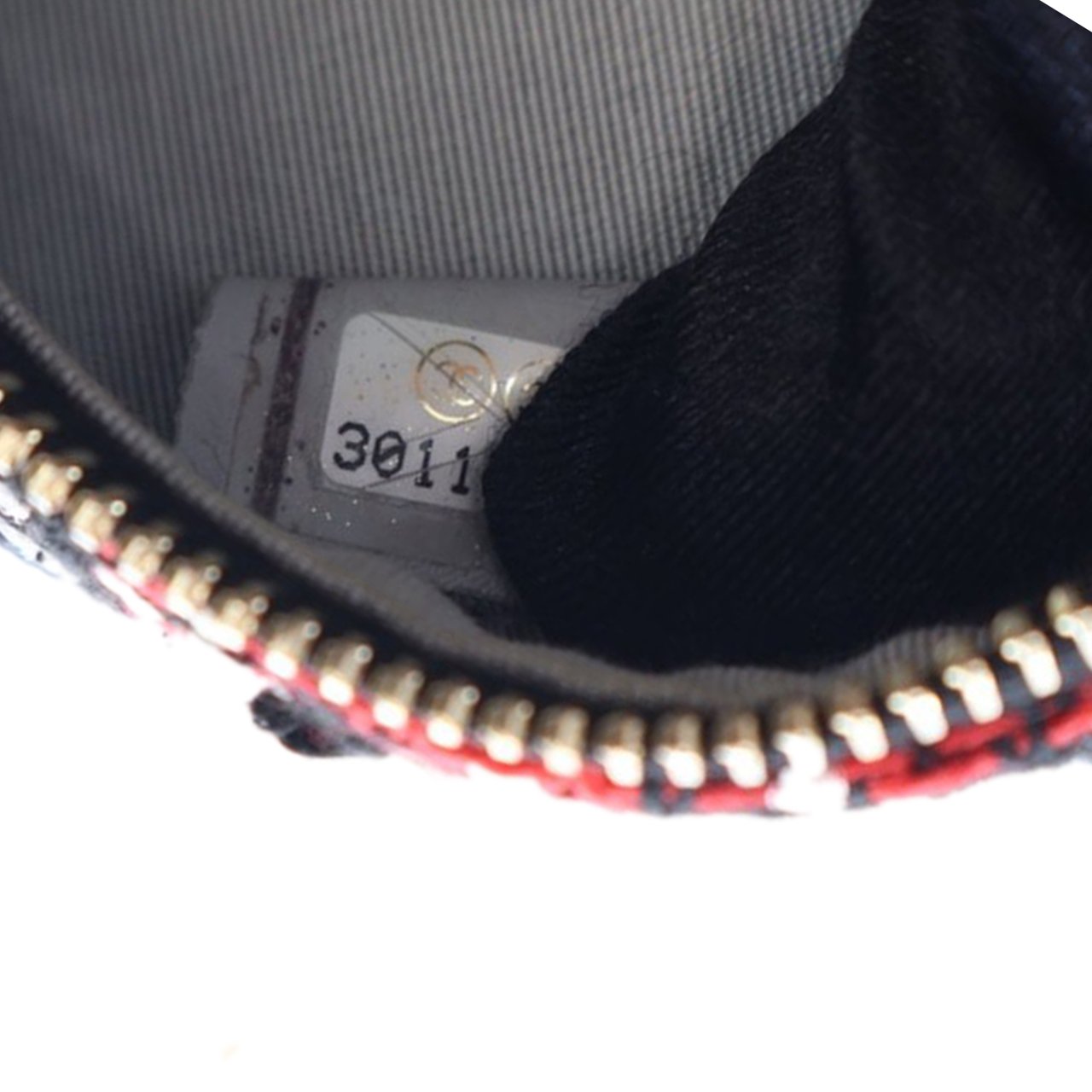 Chanel Tweed 19 Round Clutch with Chain Rood