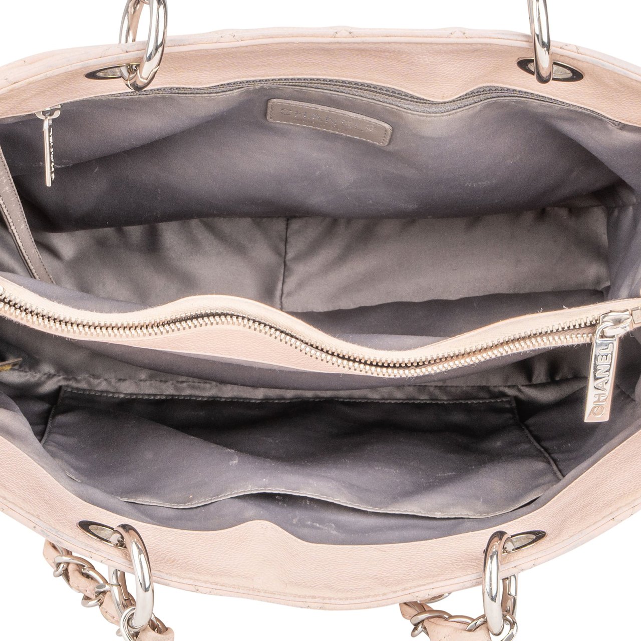 Chanel Rose Quilted Caviar Leather Palladium CC Shoulder Bag Divers