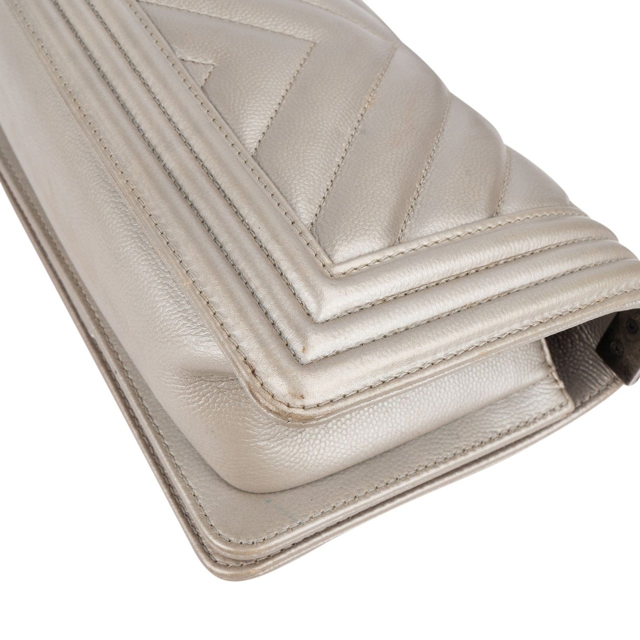 Chanel Chanel Metallic Chevron Caviar Leather Boy Single Flap Crossbody Bag Divers