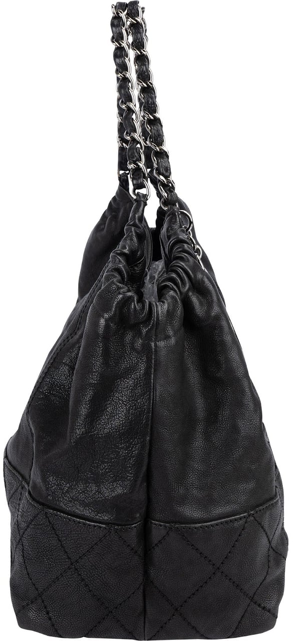 Chanel Chanel Calfskin Modern Chain CC Hobo Handbag Zwart