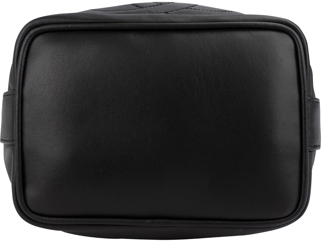 Chanel Chanel Lambskin Drawstring CC Bucket Crossbody Bag Zwart