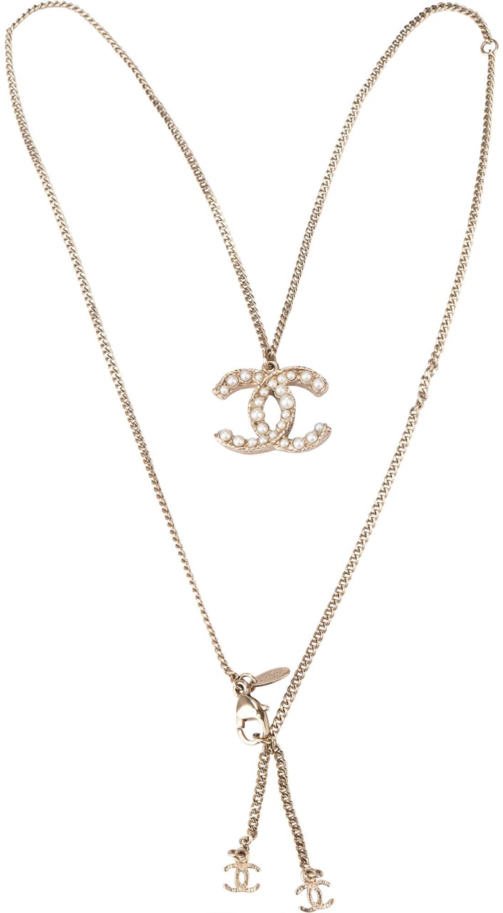 Chanel Chanel Pearl CC Necklace Divers