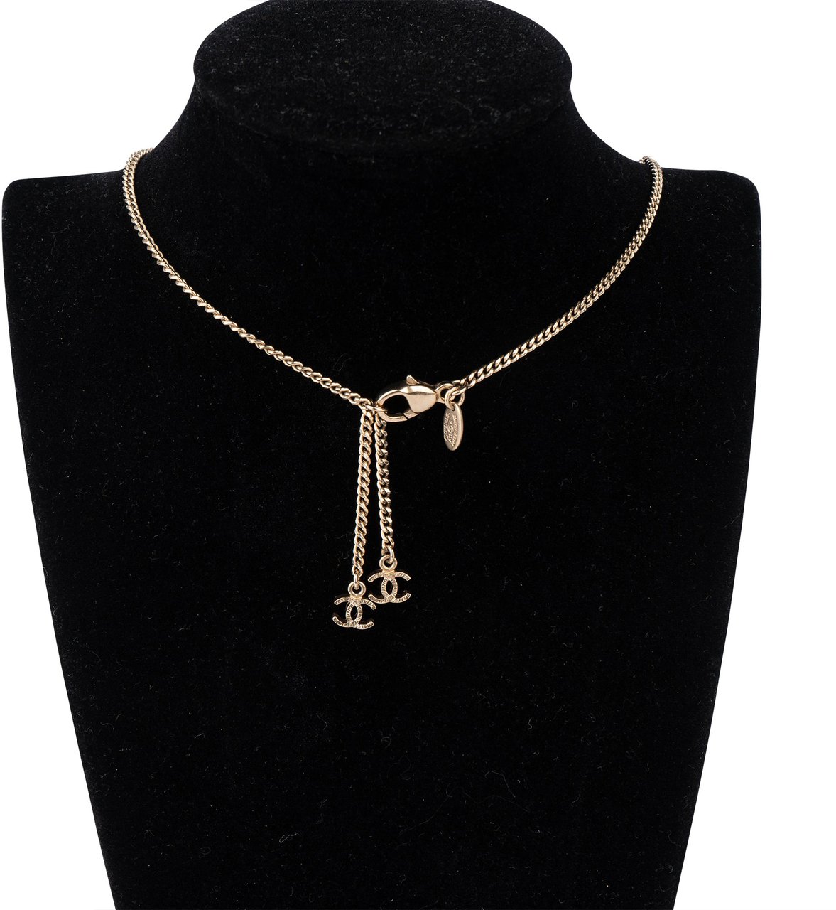 Chanel Chanel Pearl CC Necklace Divers