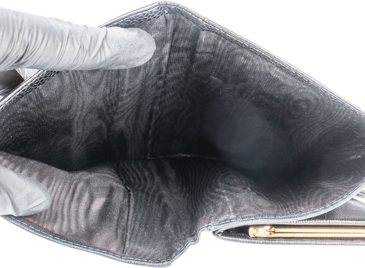 Chanel Chanel Caviar Leather CC Wallet Divers