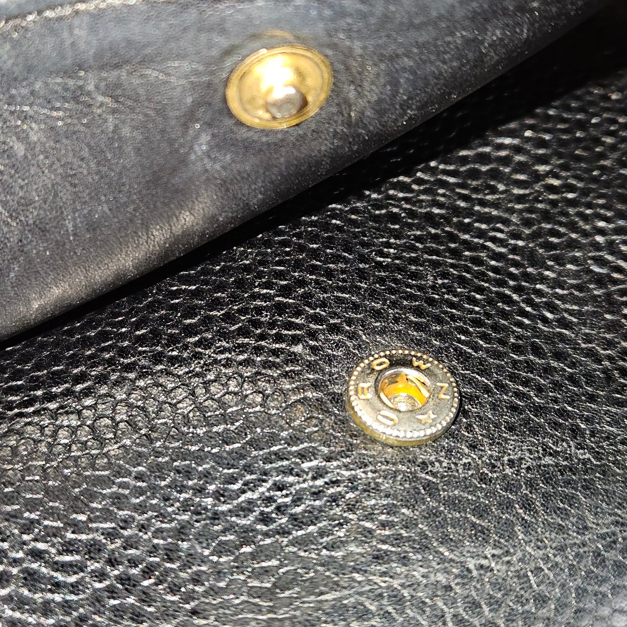 Chanel Chanel Caviar Leather CC Wallet Divers