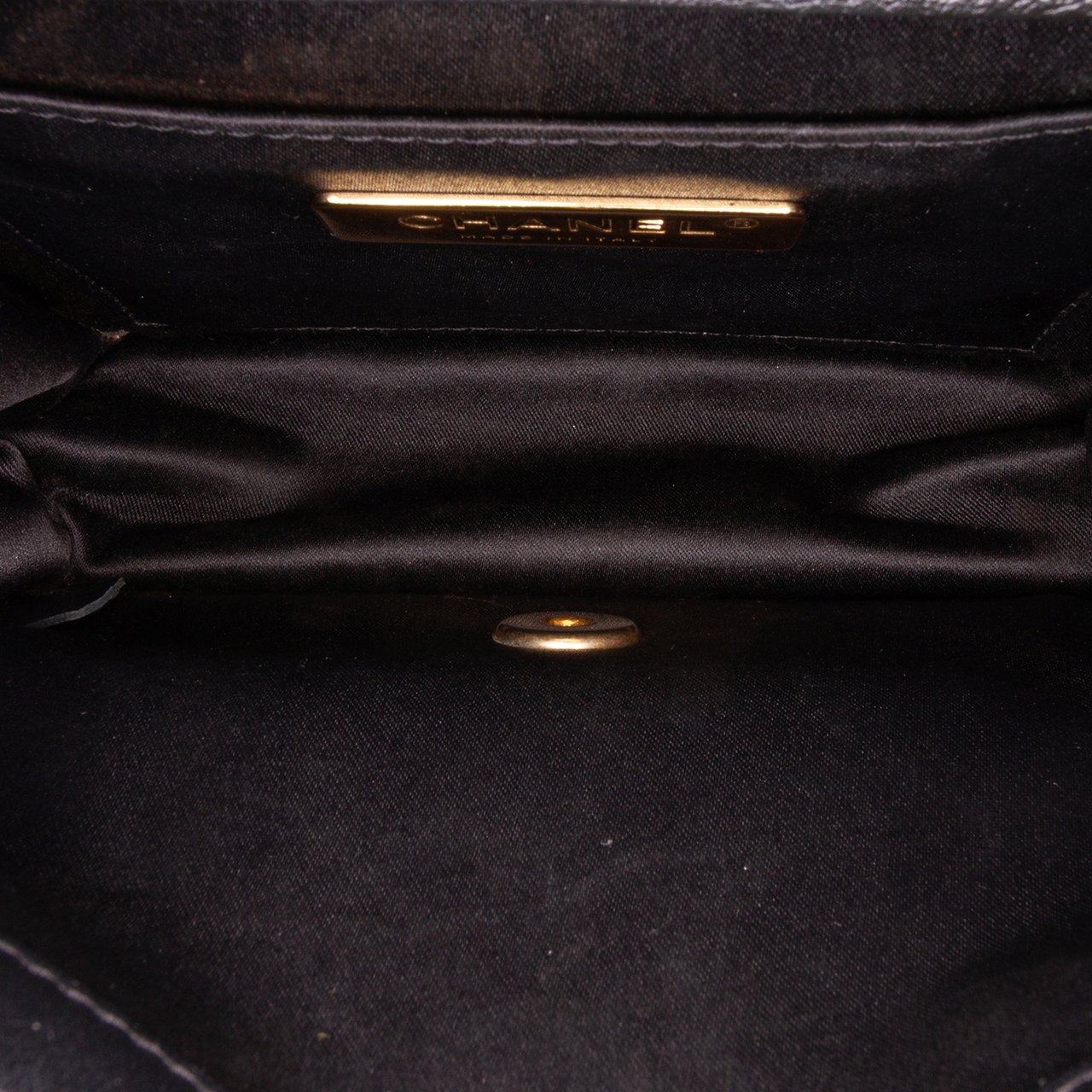 Chanel Mini Square Calfskin Coco Embossed Flap Zwart