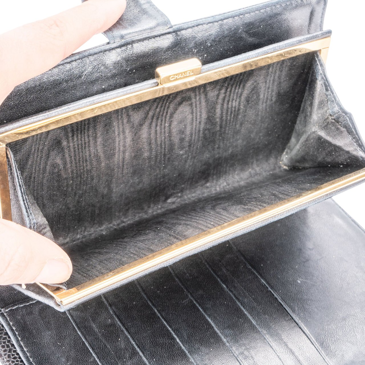 Chanel Chanel Caviar Leather CC Wallet Divers