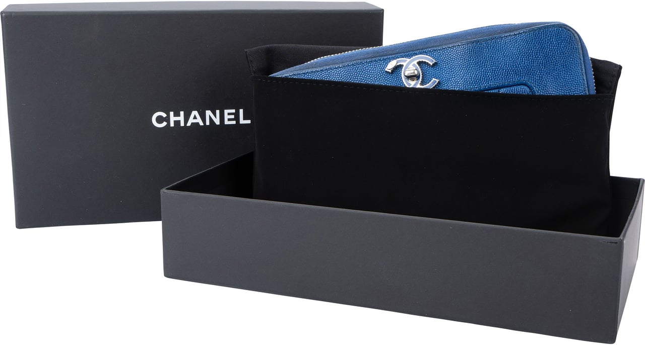 Chanel Chanel Chevron Caviar Leather Wallet Divers