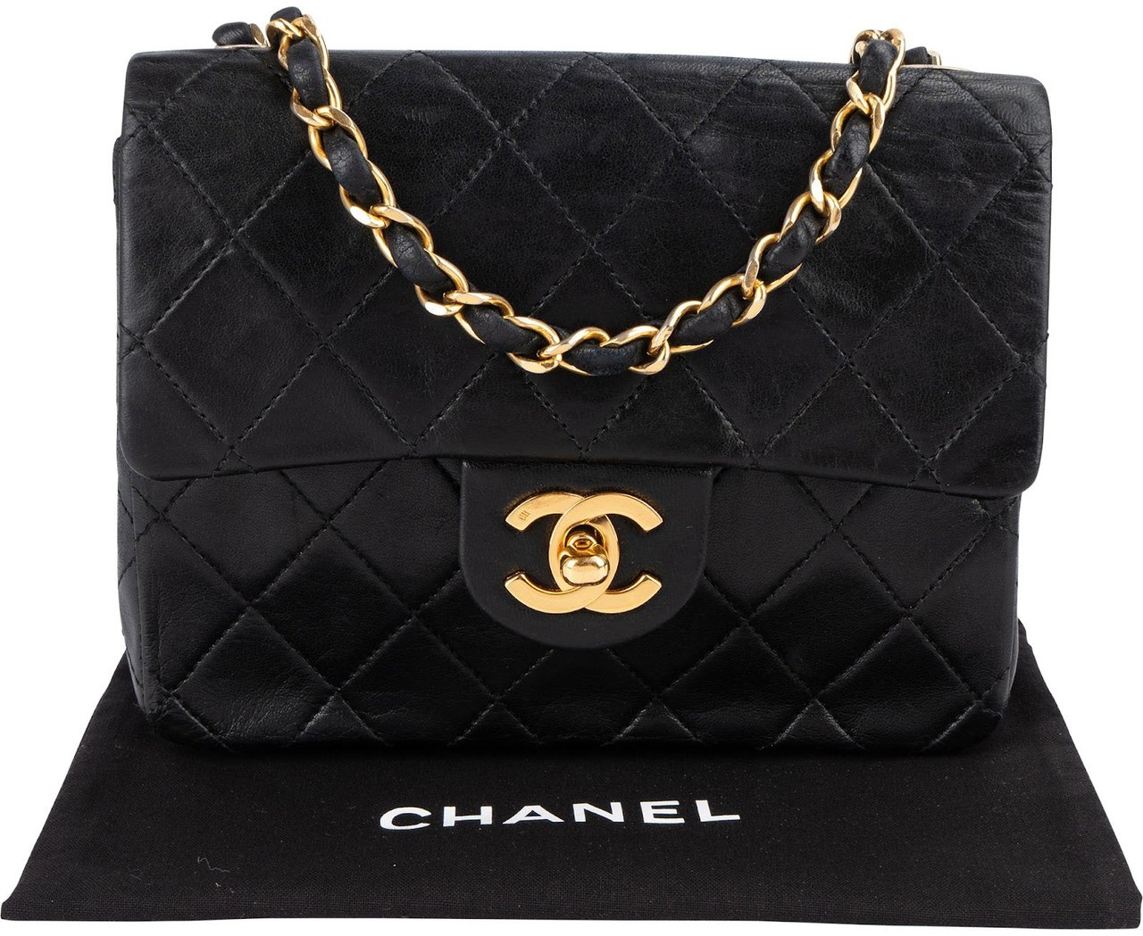 Chanel Chanel Quilted Lambskin 24K Gold Single Flap Crossbody Bag Zwart