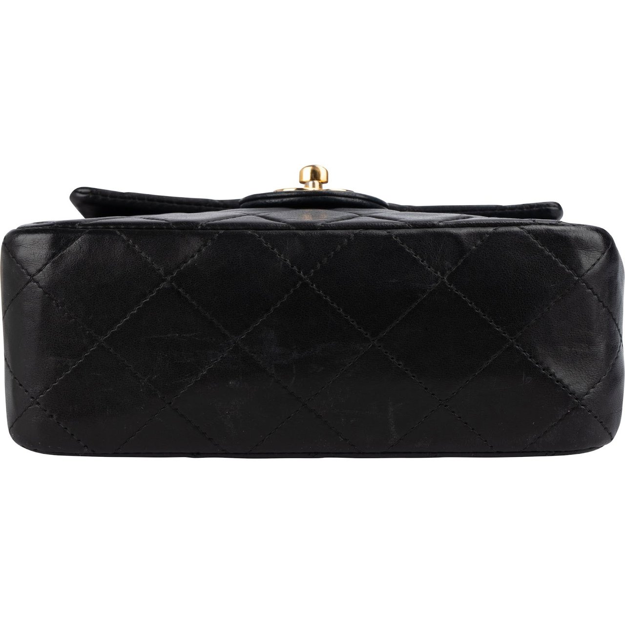 Chanel Chanel Quilted Lambskin Mini Rectangular 24K Gold Single Flap Crossbody Bag Zwart