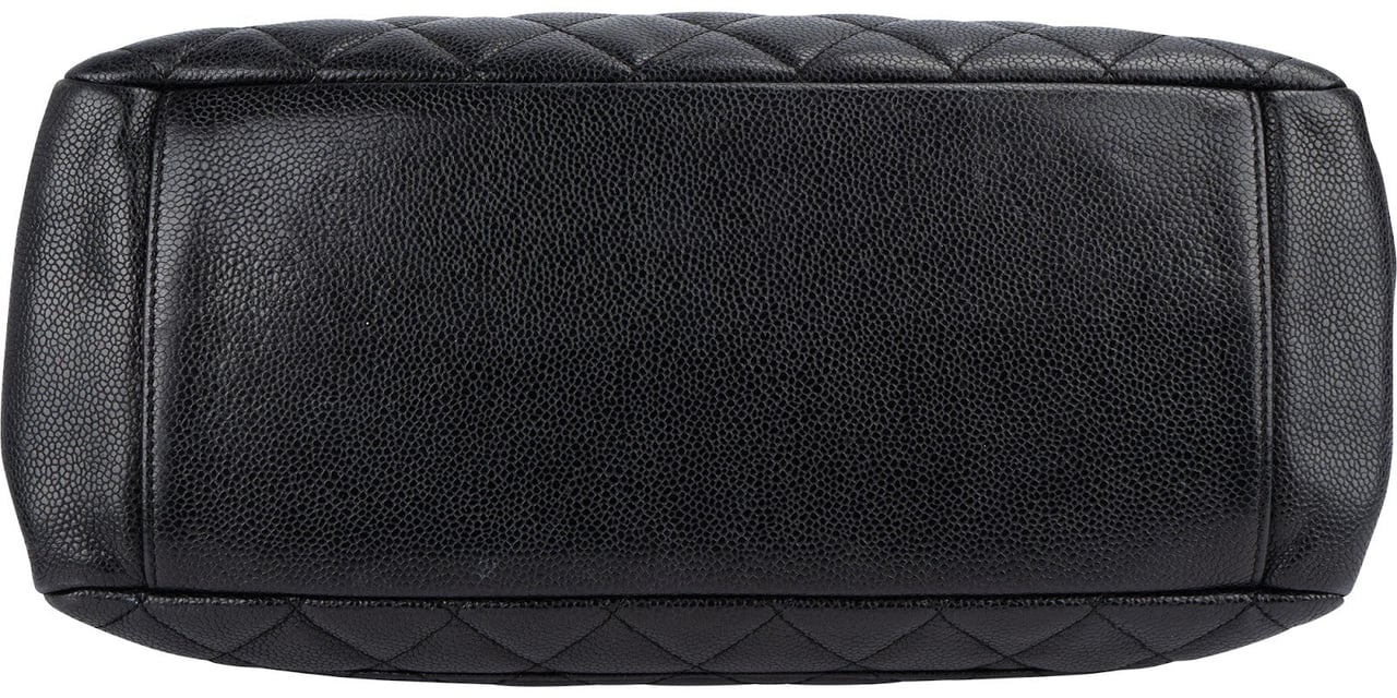 Chanel Chanel Quilted Caviar Leather Grand Shopping CC Shoulder Bag Zwart