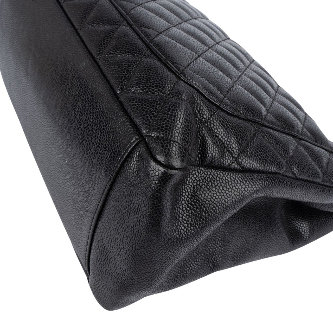 Chanel Chanel Quilted Caviar Leather Grand Shopping CC Shoulder Bag Zwart