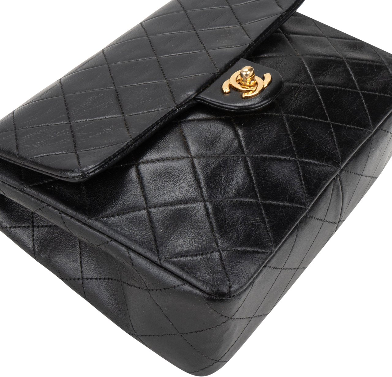 Chanel Chanel Quilted Lambskin 24K Gold Single Flap Crossbody Bag Divers