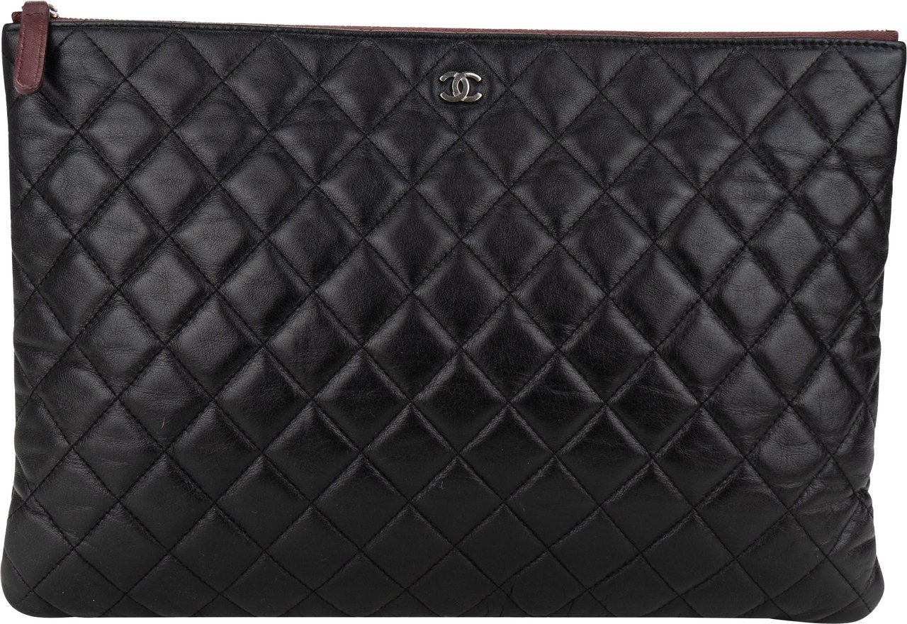Chanel Chanel Quilted Lambskin CC Clutch Divers
