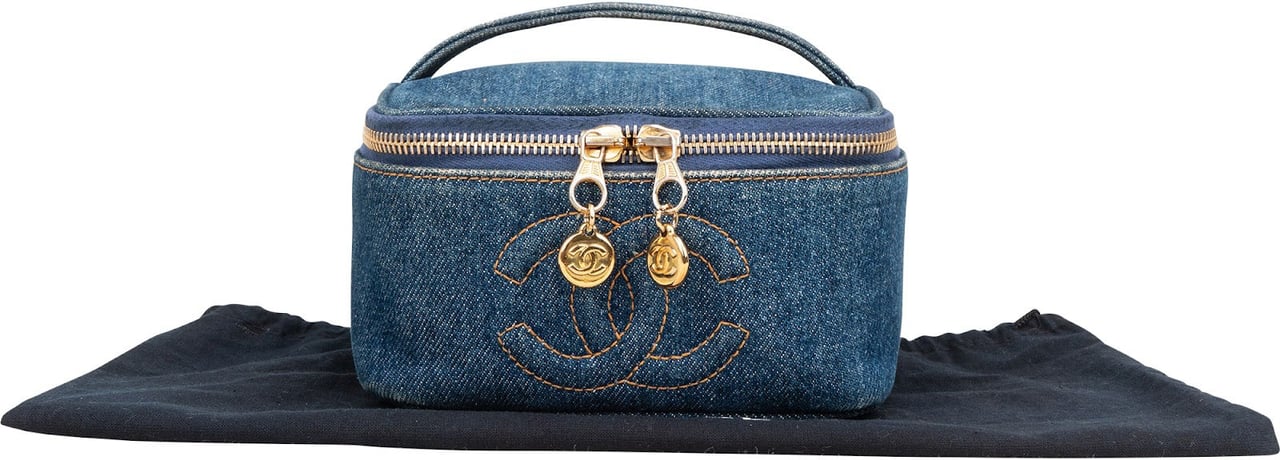 Chanel Chanel Denim CC Vanity Case Handbag Blauw