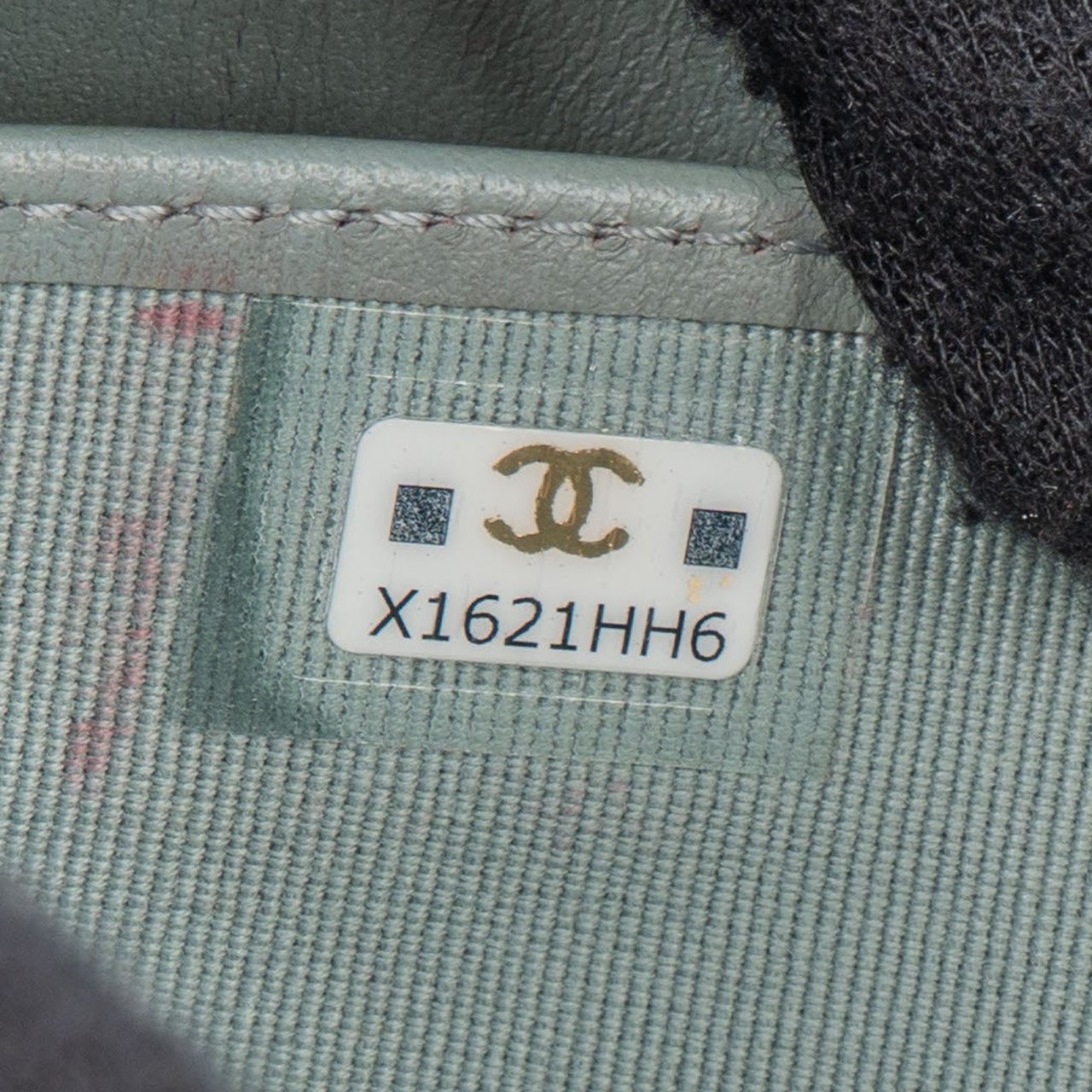 Chanel Chanel Quilted Caviar Leather Classic Long Flap Wallet Groen