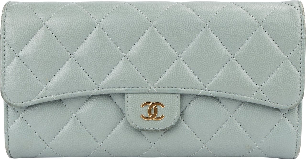 Chanel Chanel Quilted Caviar Leather Classic Long Flap Wallet Groen