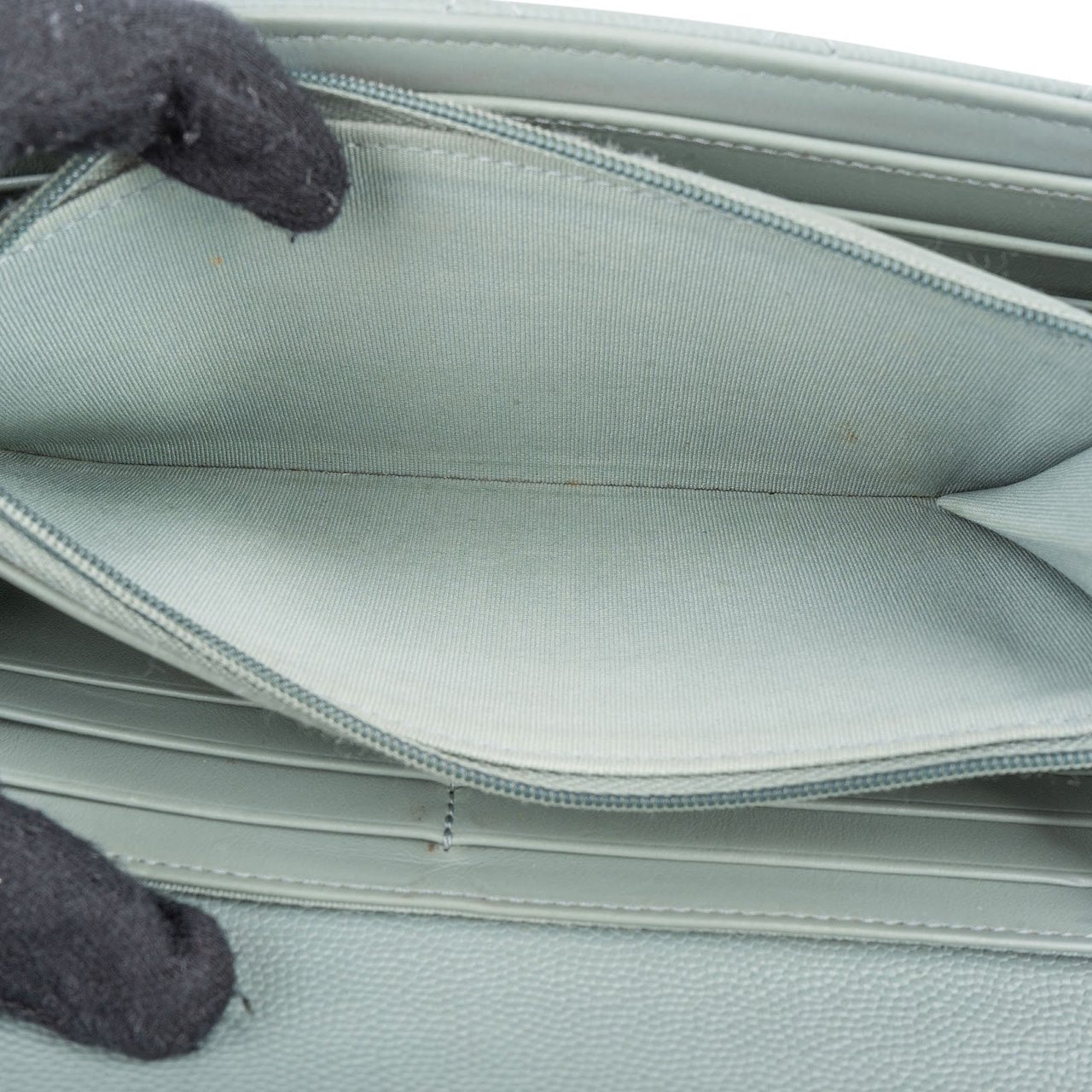 Chanel Chanel Quilted Caviar Leather Classic Long Flap Wallet Groen