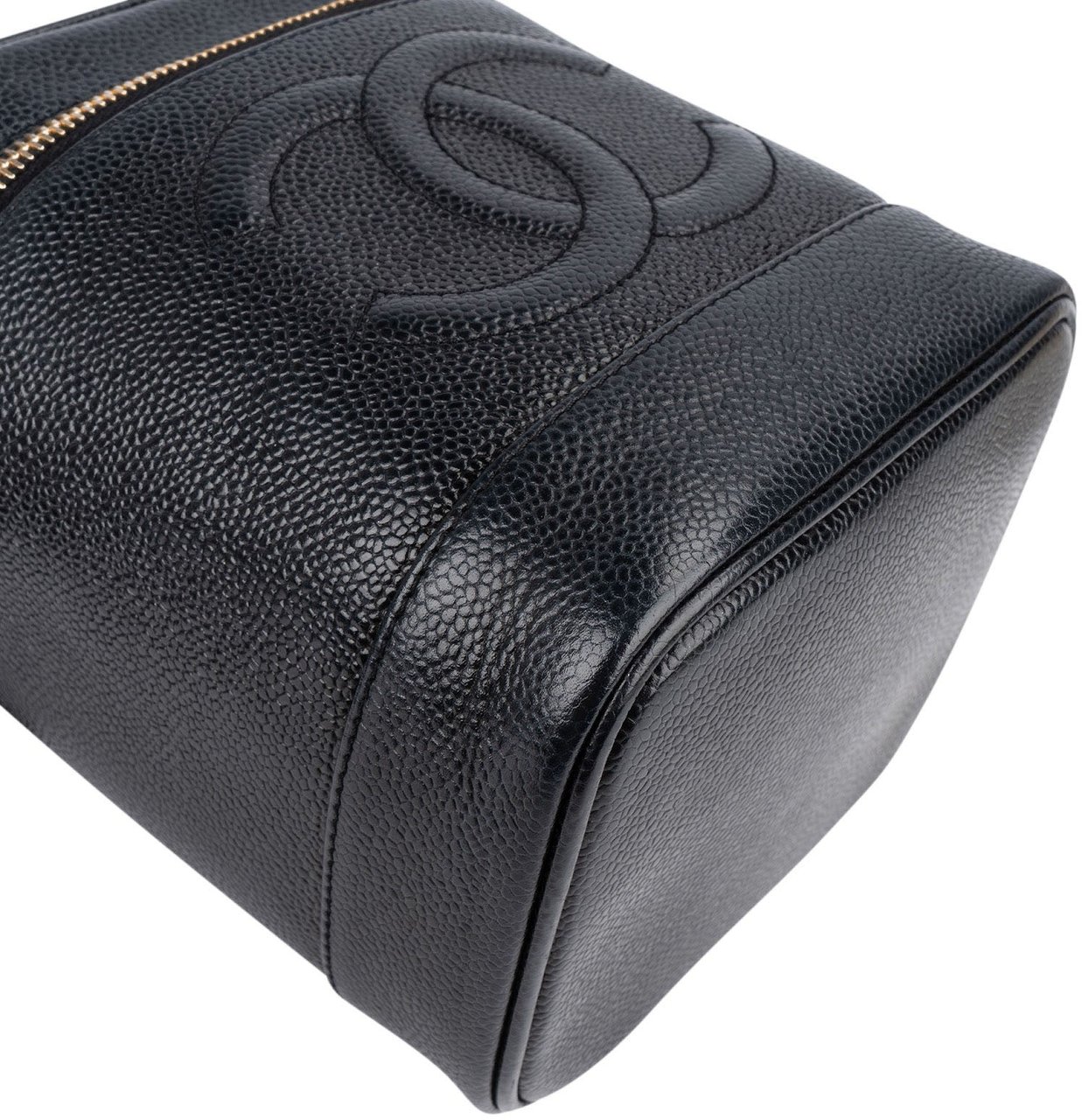Chanel Chanel Caviar Leather CC Vanity Case Handbag Zwart