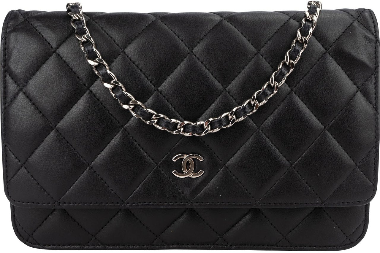 Chanel Chanel Quilted Lambskin Wallet on Chain Crossbody Bag Zwart