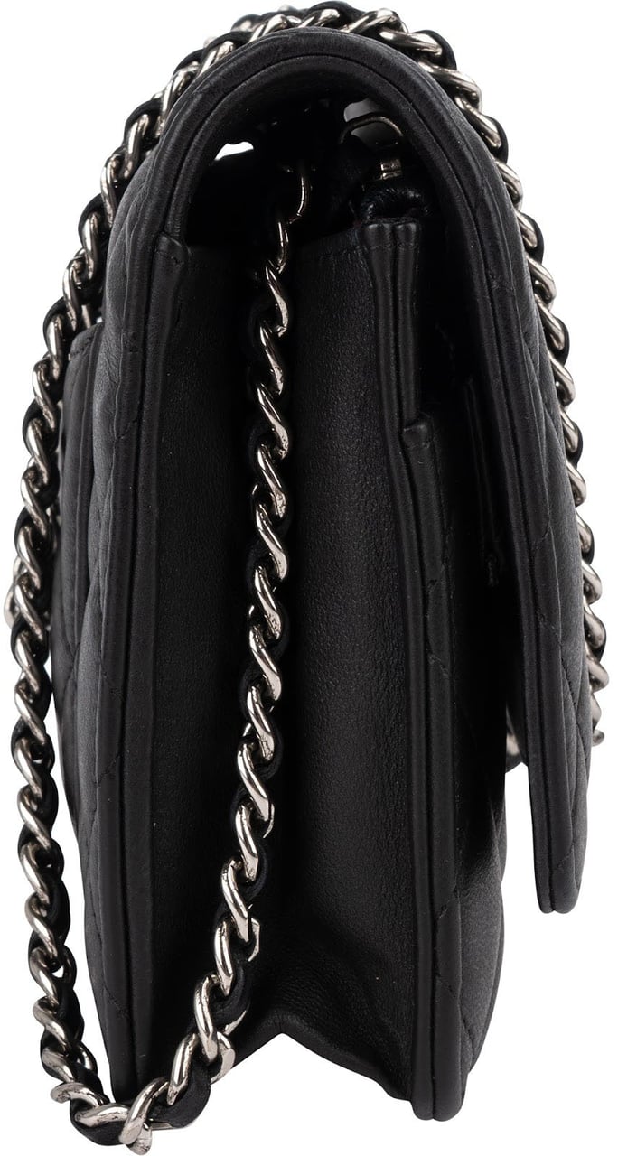 Chanel Chanel Quilted Lambskin Wallet on Chain Crossbody Bag Zwart