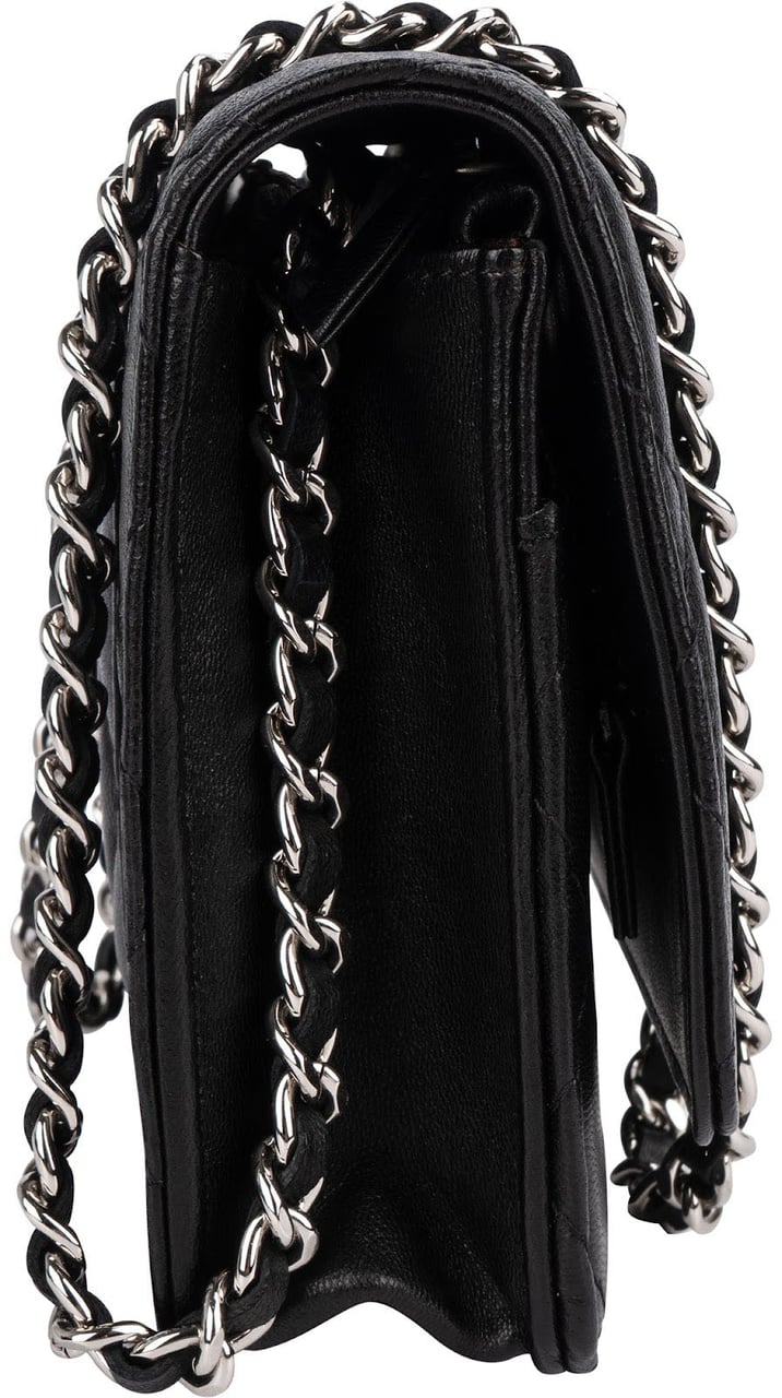 Chanel Quilted Lambskin Wallet on Chain Crossbody Bag Zwart