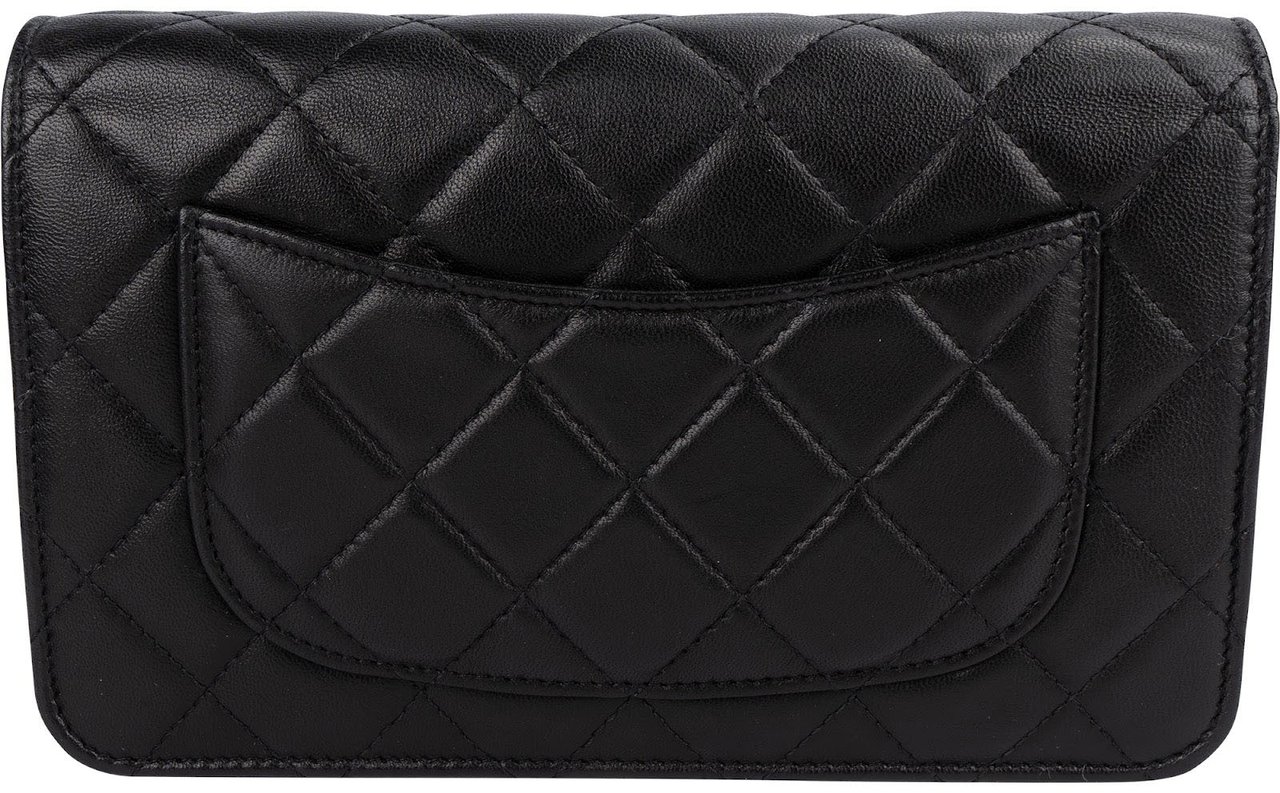 Chanel Quilted Lambskin Wallet on Chain Crossbody Bag Zwart