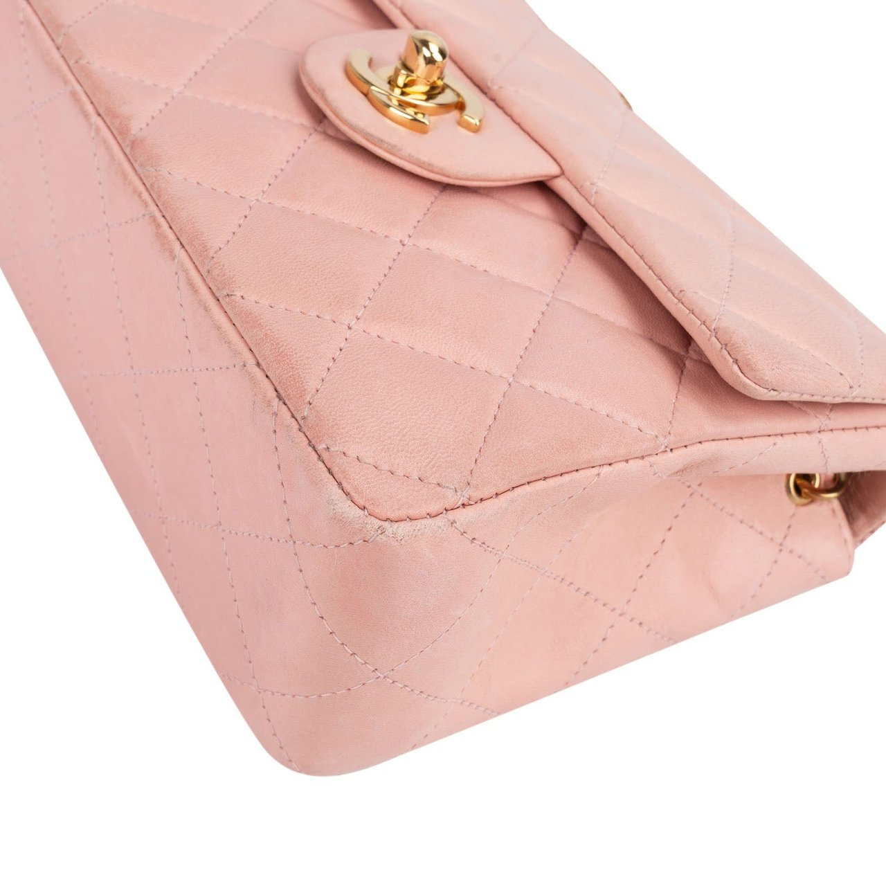 Chanel Chanel Quilted Lambskin 24K Gold Single Flap Crossbody Bag Rood