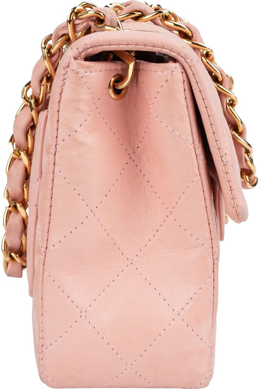 Chanel Chanel Quilted Lambskin 24K Gold Single Flap Crossbody Bag Rood