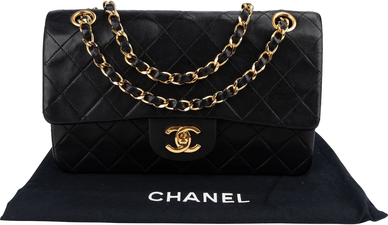 Chanel Chanel Quilted Lambskin 24K Gold Small Double Flap Shoulder Bag Zwart