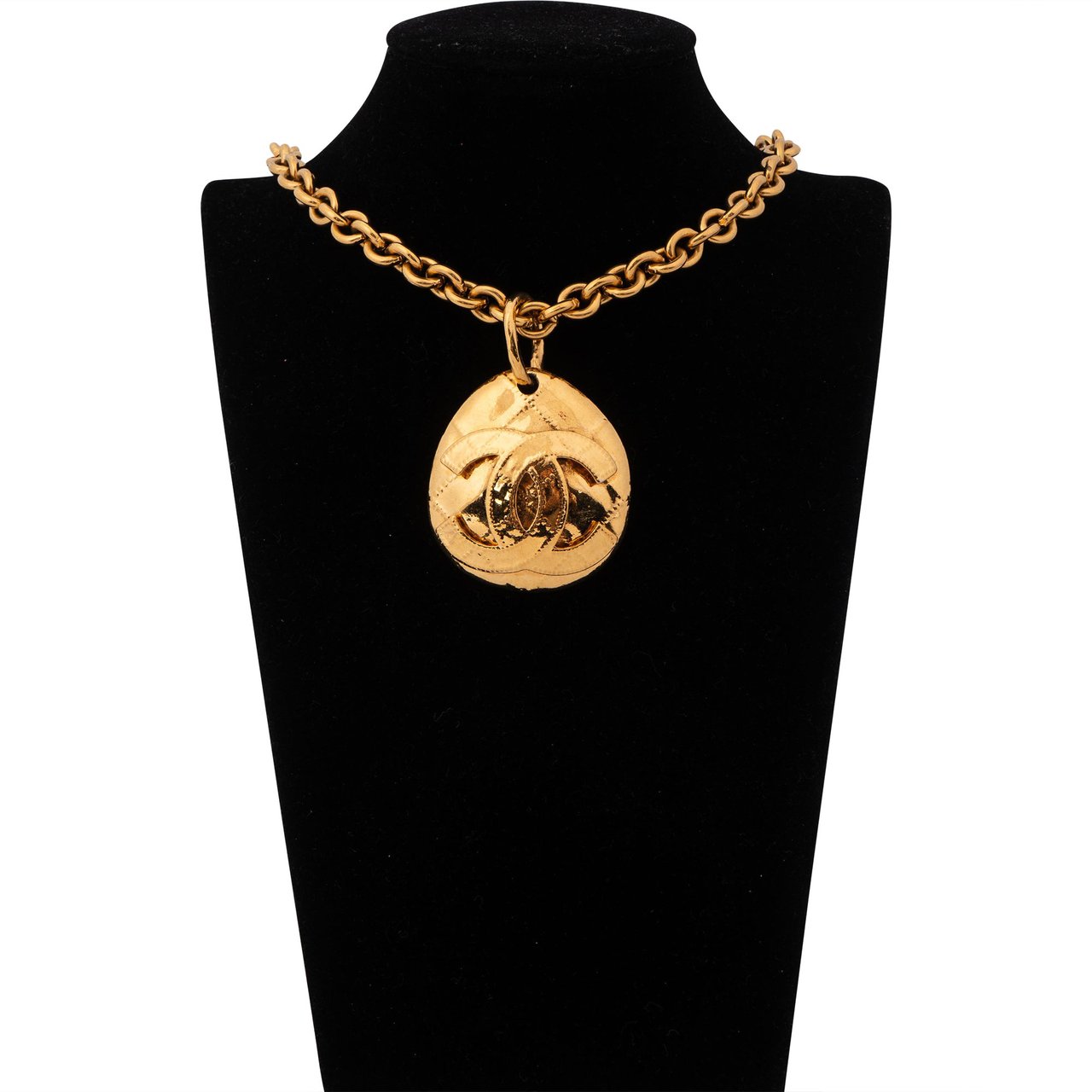 Chanel Chanel Golden CC Plate Necklace Divers