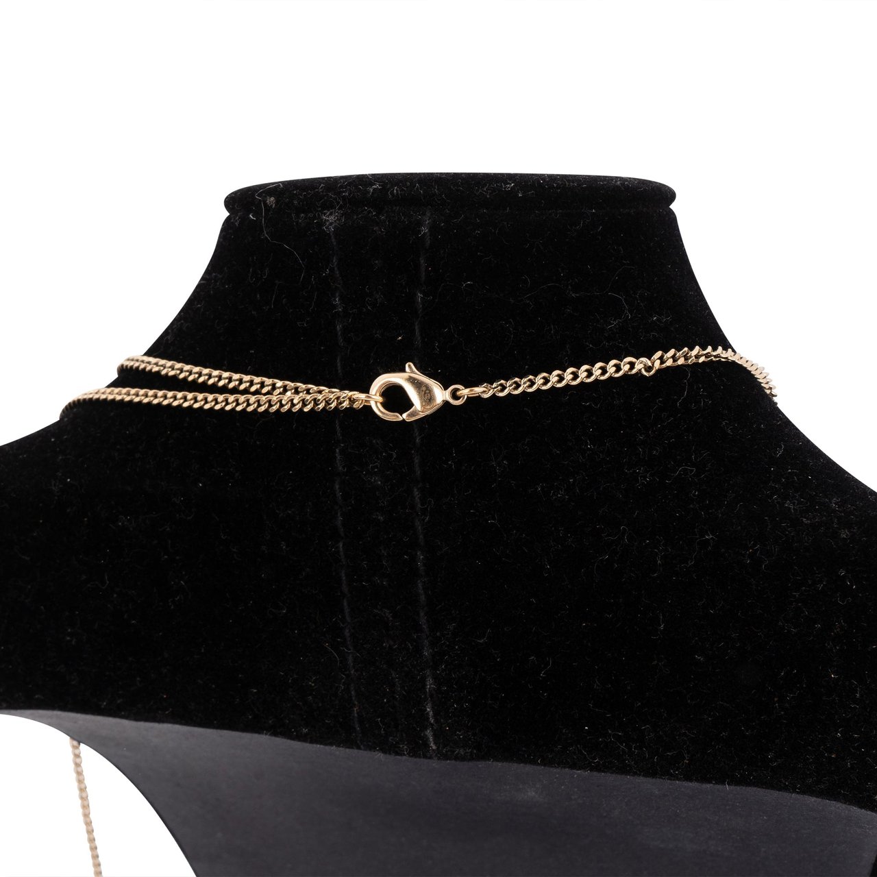 Chanel Chanel Pearl Ornaments CC Necklace Divers