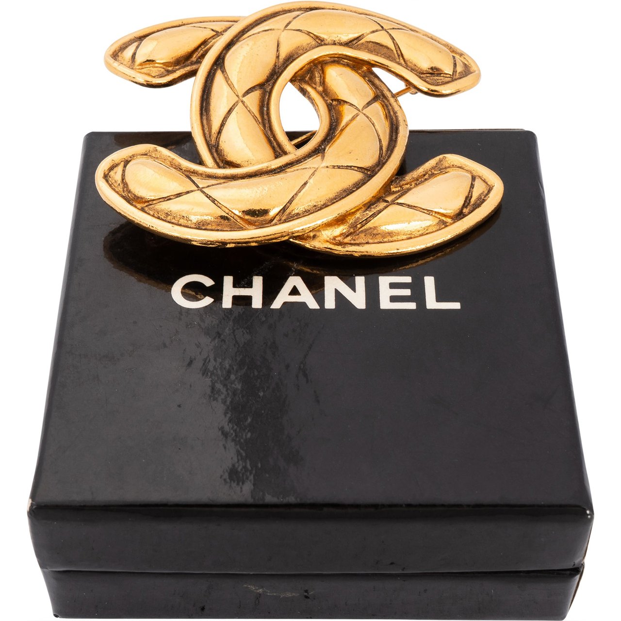 Chanel Chanel Matelasse CC Brooch Divers