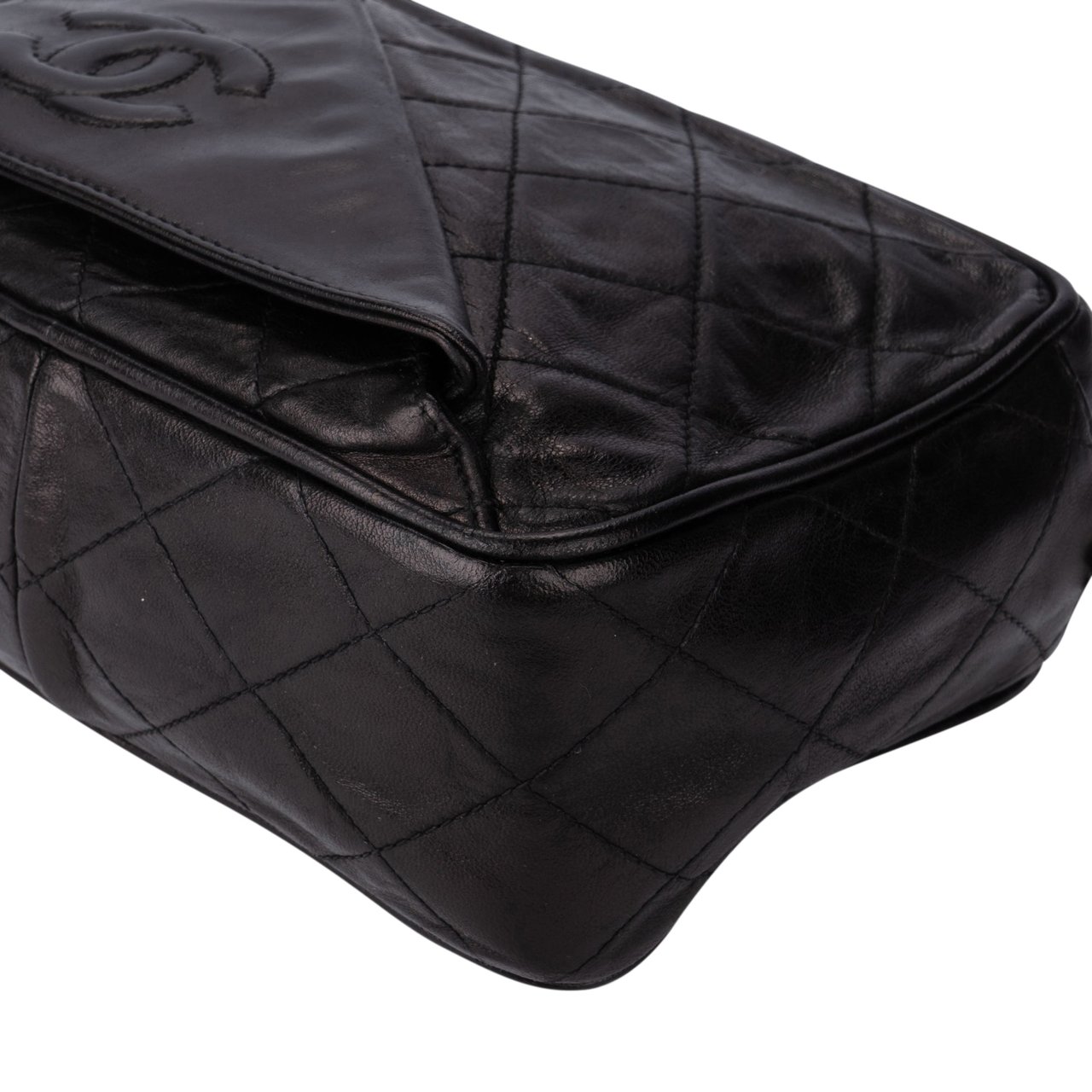 Chanel Chanel Quilted Lambskin CC Camera Crossbody Bag Divers
