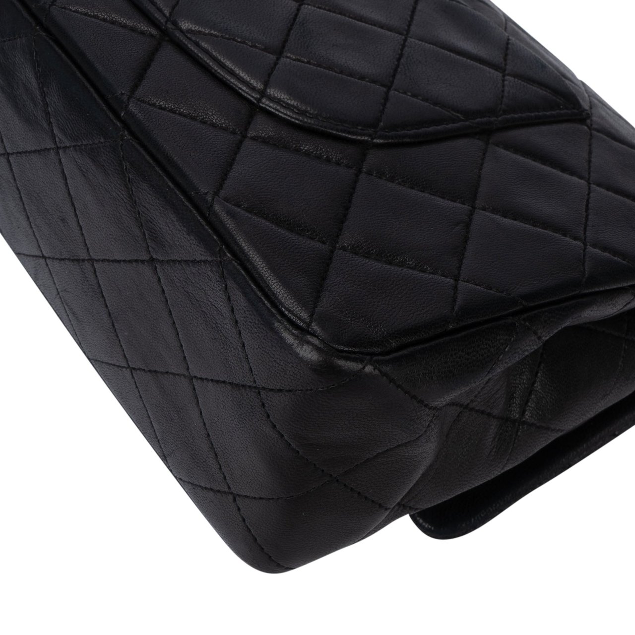 Chanel Chanel Quilted Lambskin 24K Gold Medium Double Flap Crossbody Bag Zwart