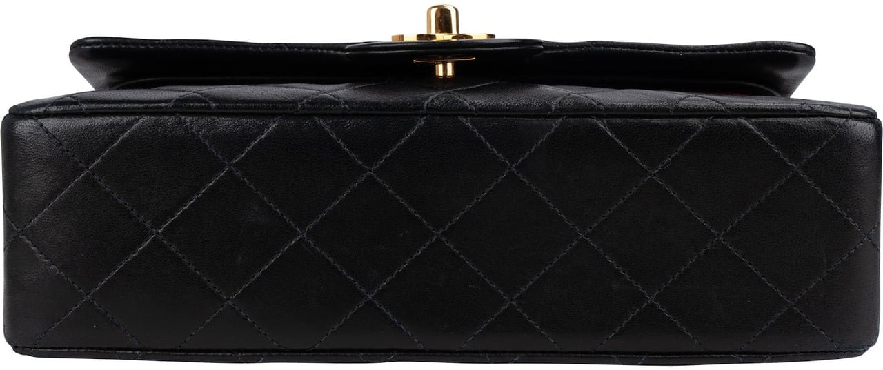 Chanel Chanel Quilted Lambskin 24K Gold Small Double Flap Shoulder Bag Zwart