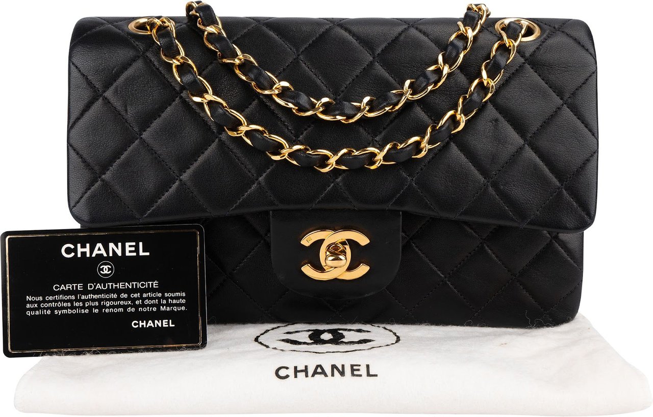 Chanel Chanel Quilted Lambskin 24K Gold Small Double Flap Shoulder Bag Zwart