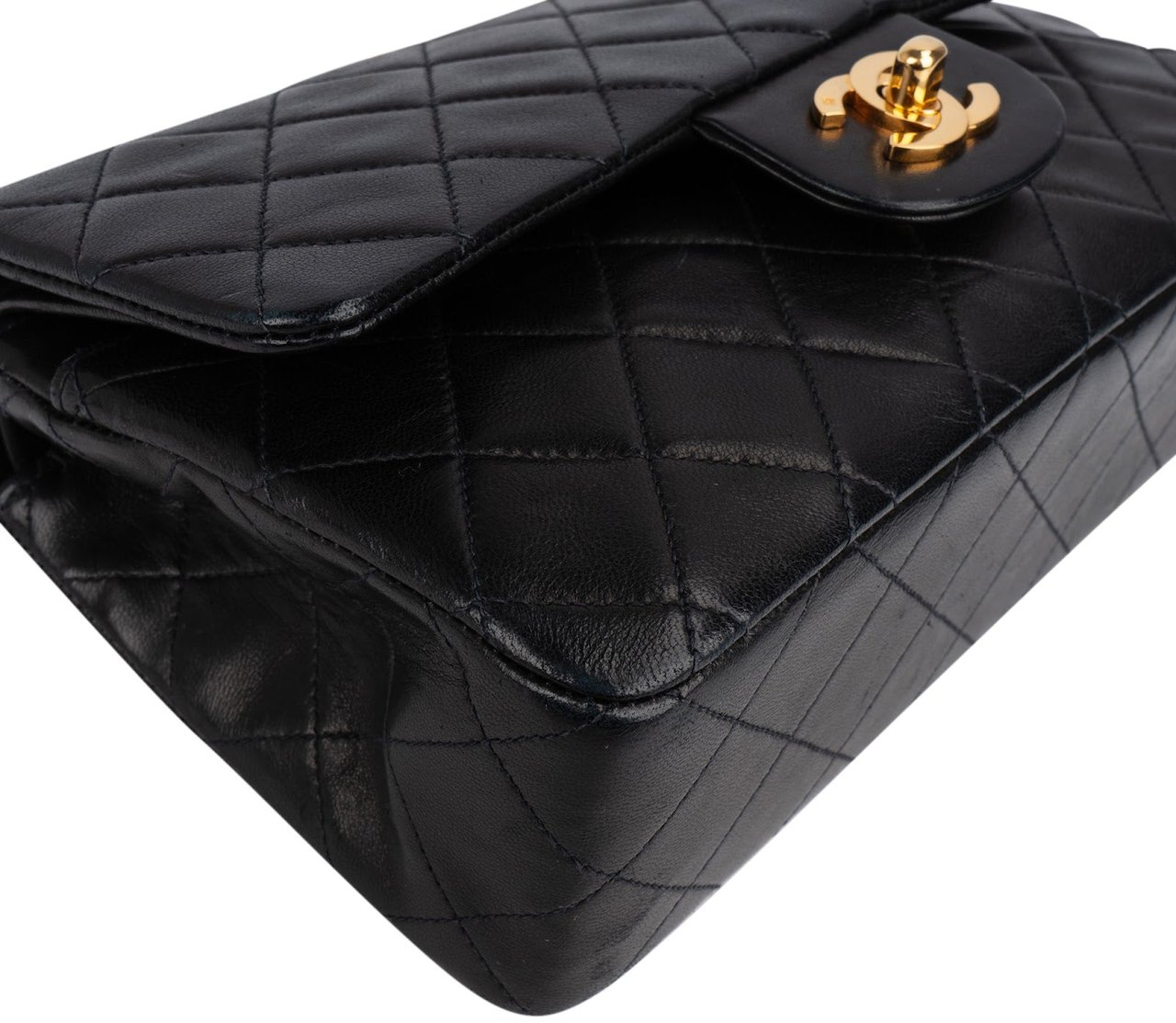 Chanel Chanel Quilted Lambskin 24K Gold Small Double Flap Shoulder Bag Zwart