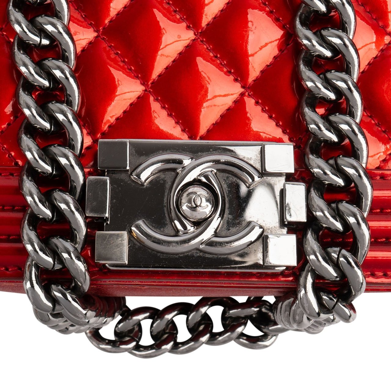 Chanel Quilted Patent Leather Small Boy Single Flap Crossbody Bag Rood