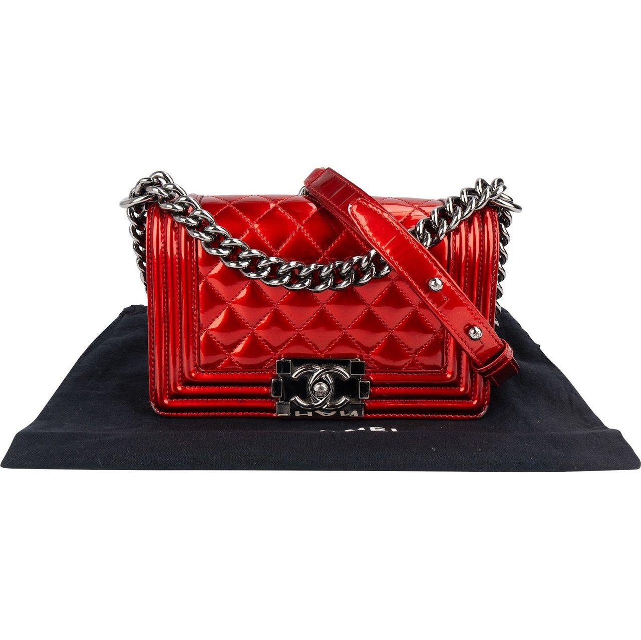 Chanel Quilted Patent Leather Small Boy Single Flap Crossbody Bag Rood